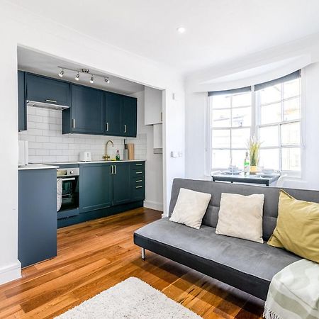 Modern One Bedroom Apartments In Brighton Exterior foto