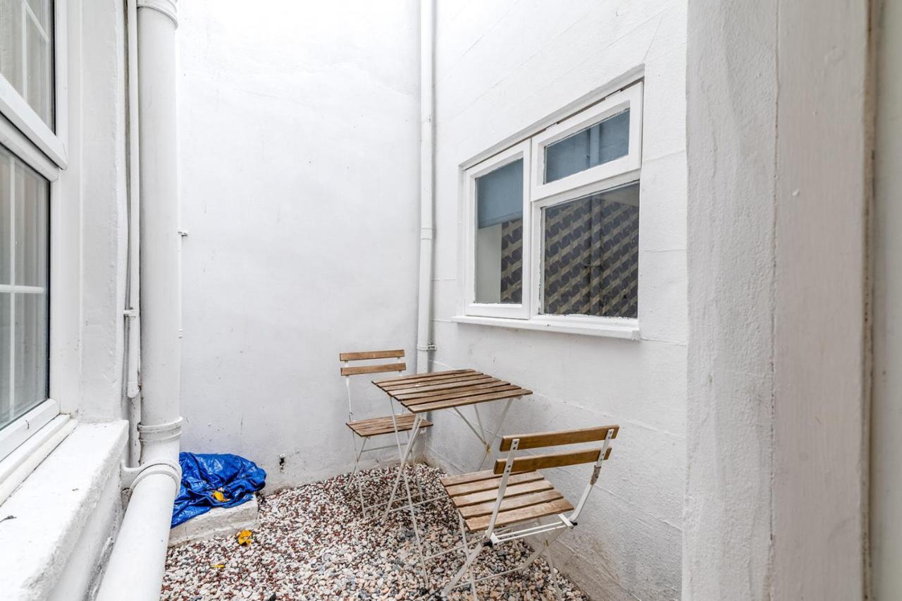 Modern One Bedroom Apartments In Brighton Exterior foto