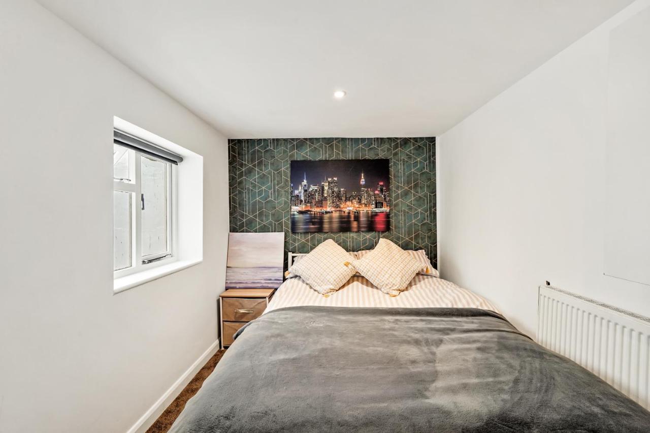 Modern One Bedroom Apartments In Brighton Exterior foto