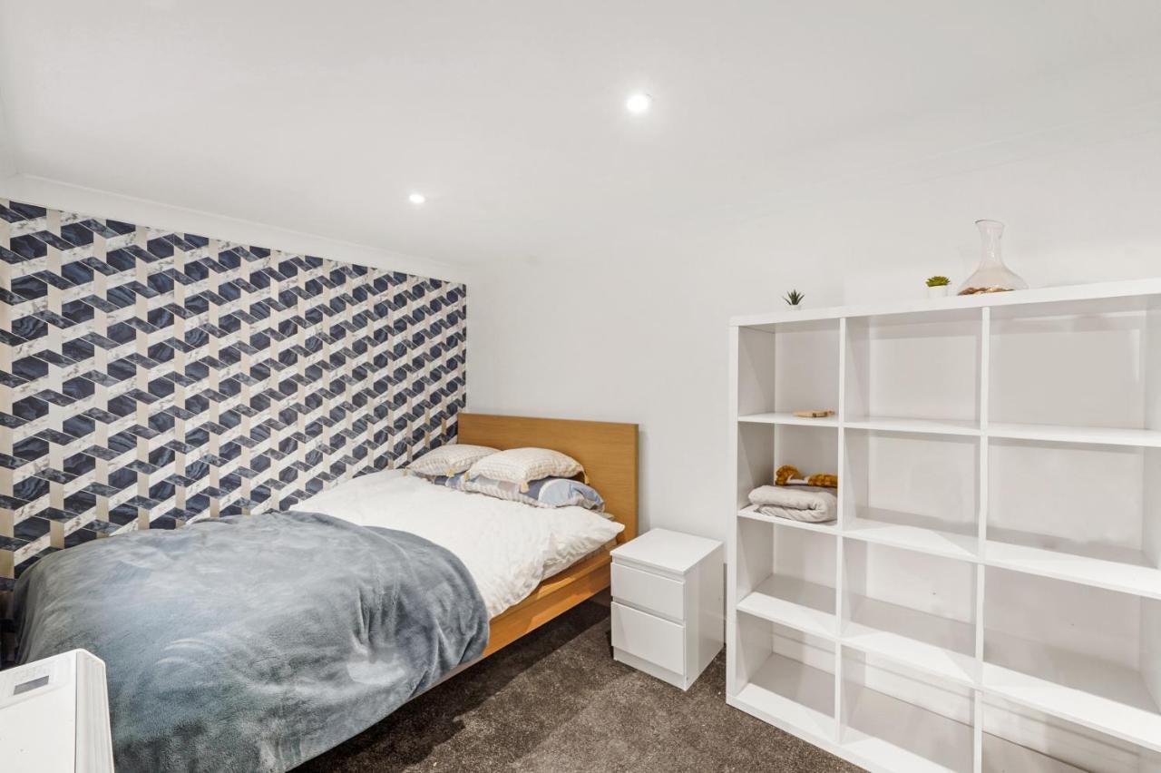 Modern One Bedroom Apartments In Brighton Exterior foto